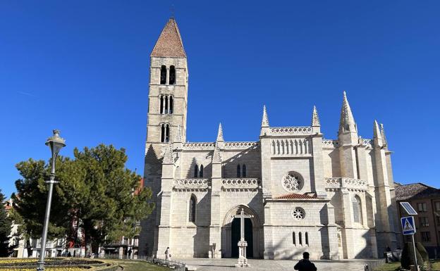 Imagen principal - Edificios históricos de Valladolid: La Antigua, la iglesia con el campanario románico más alto de España