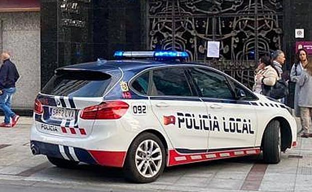 Entregan a la Policía una bandolera con 1.540 euros en León
