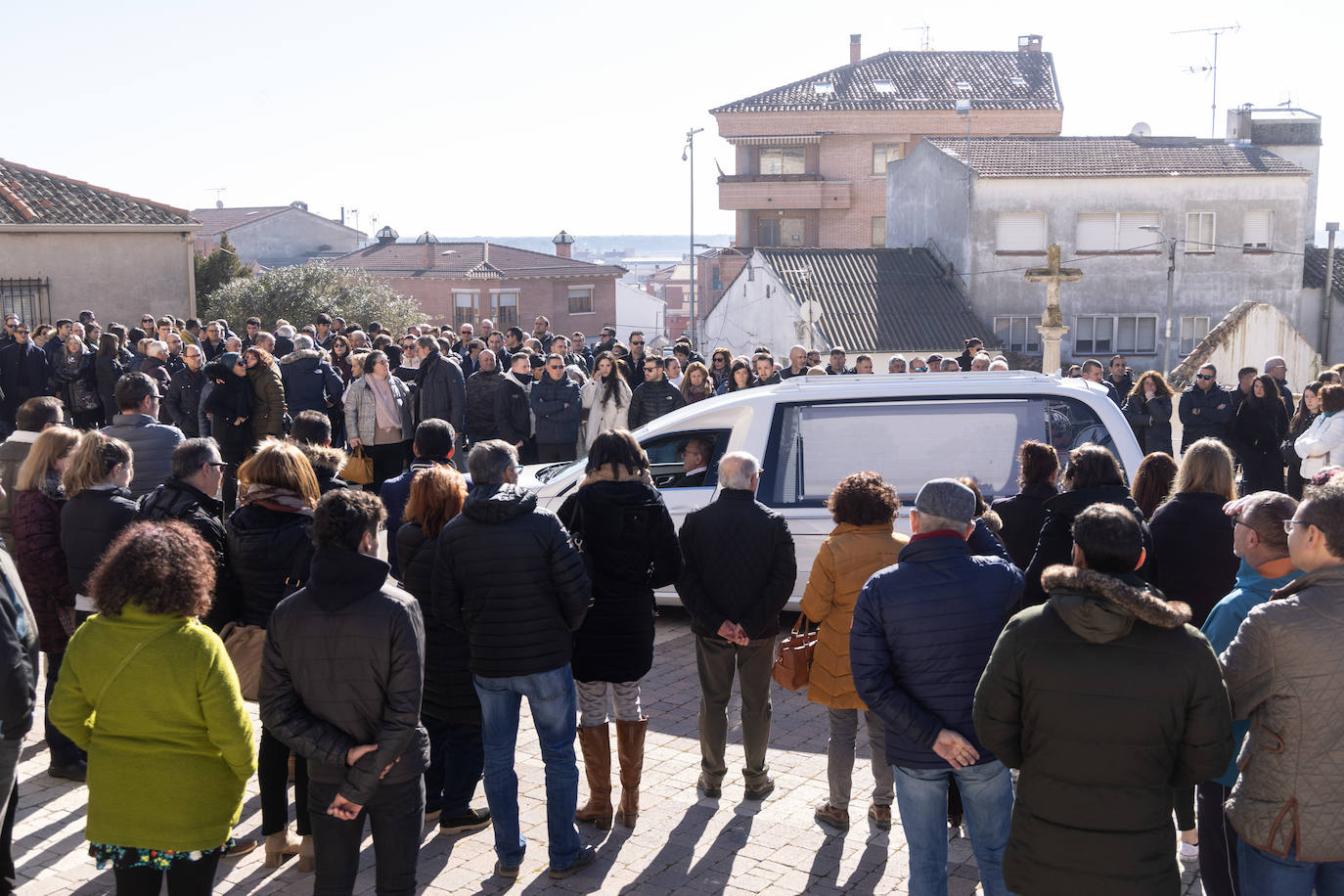 Imagen. Las imágenes de la misa funeral en honor a Estela Domínguez