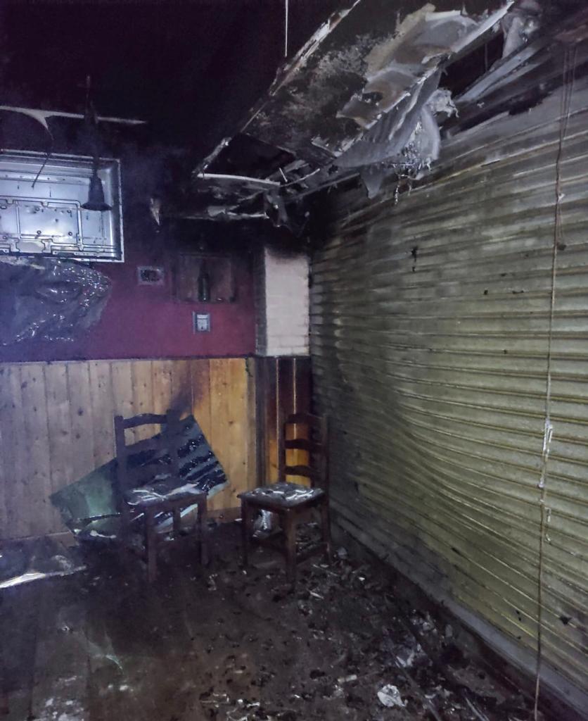 Fotos: El resultado de las llamas en el bar que se ha incendiado en un barrio de Valladolid