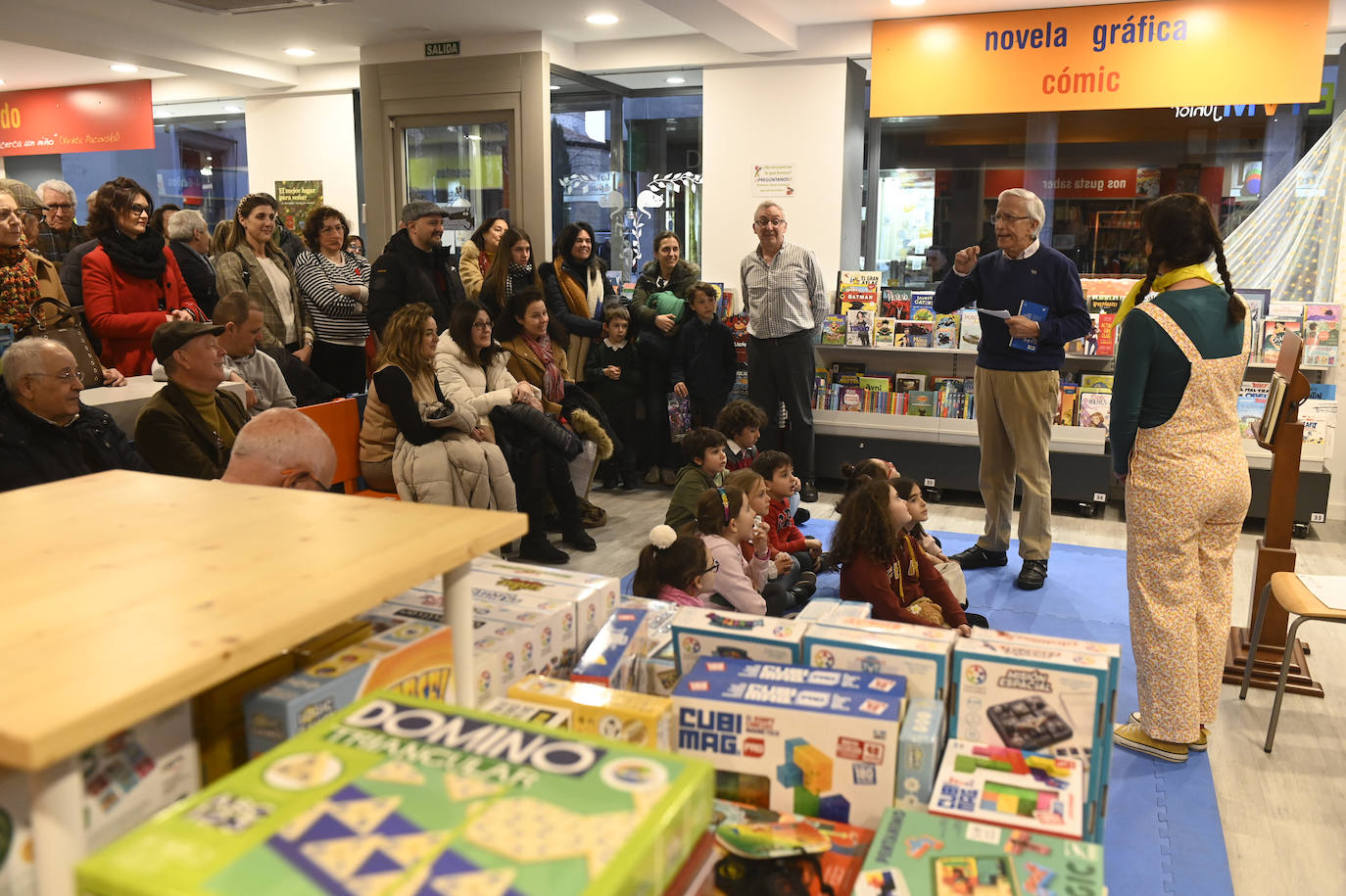 Fotos: Los niños de Valladolid celebran el cumpleaños de Renata con Ramón García