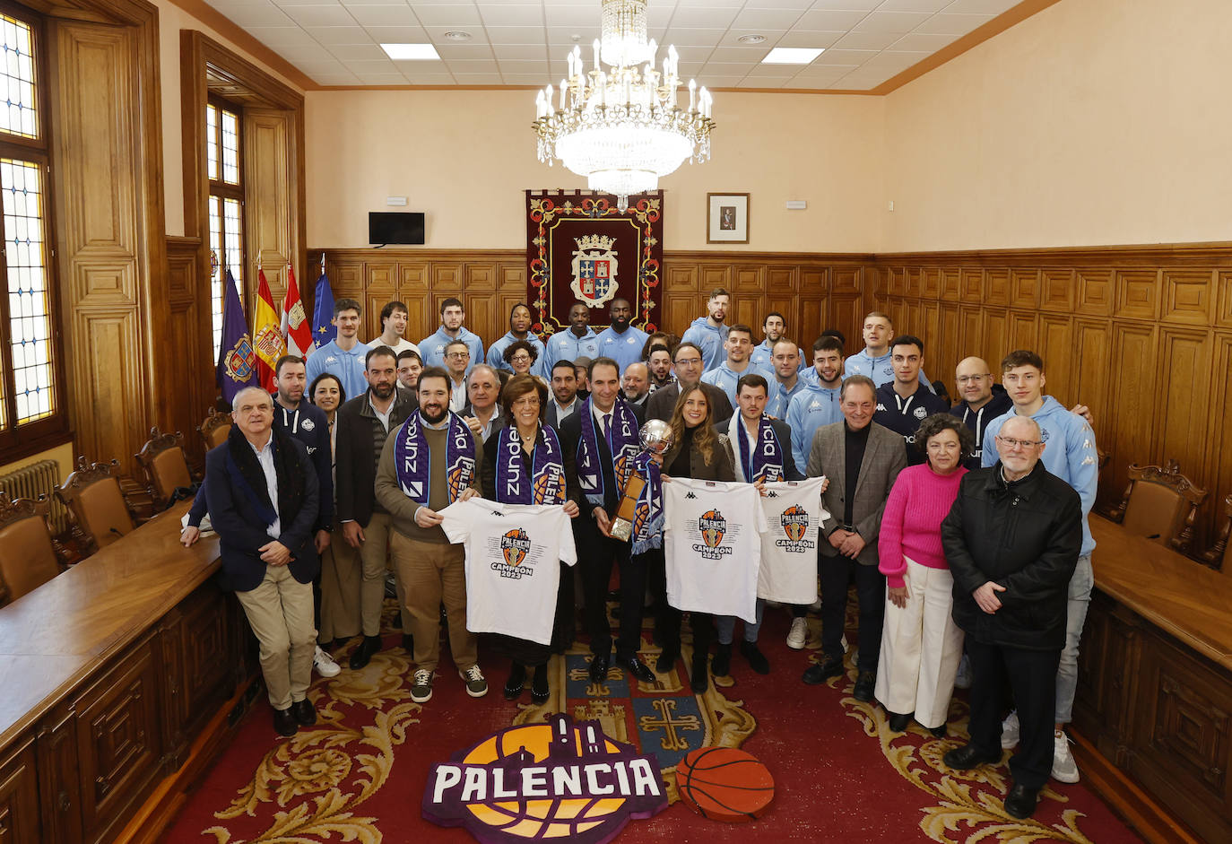 Fotos: El equipo brinda la Copa Princesa a toda Palencia