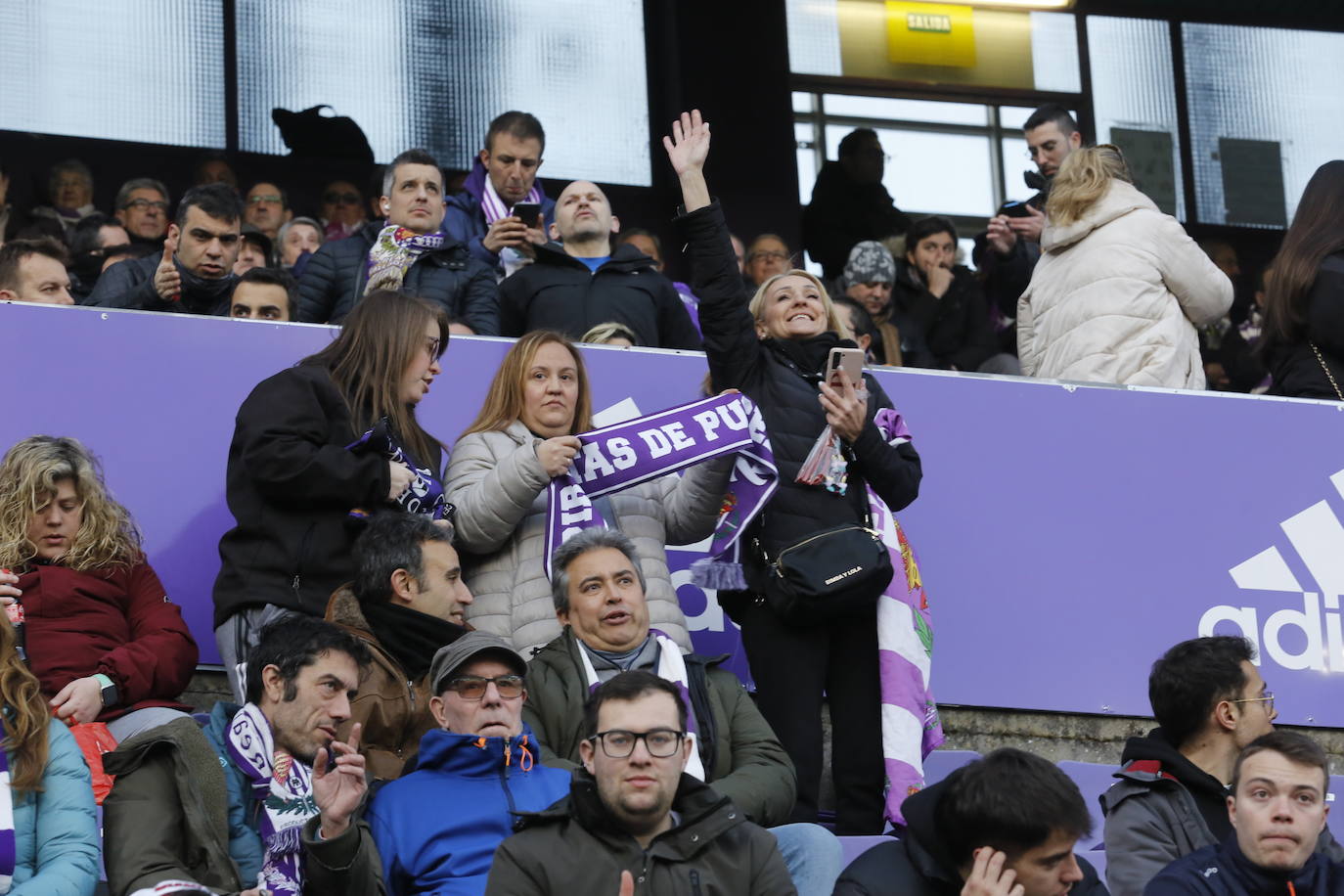 Fotos: Búscate en la grada del partido del Real Valladolid ante Osasuna (5/5)