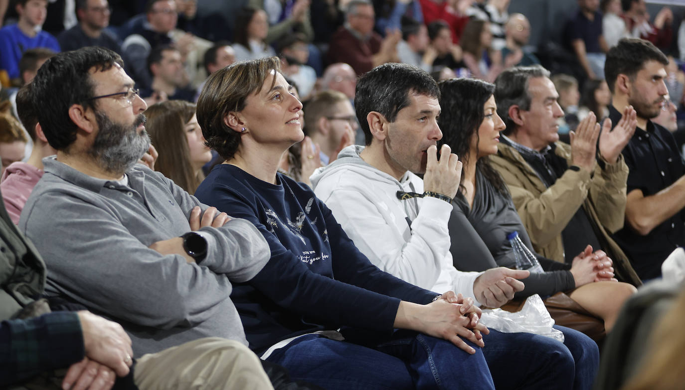 El público palentino llevó al Zunder Palencia hasta la victoria con su apoyo