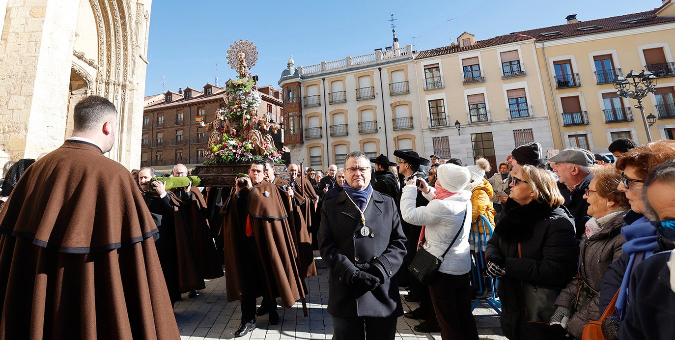 Procesión y misa de las Candelas en Palencia