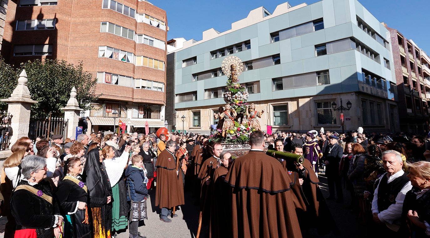 Procesión y misa de las Candelas en Palencia