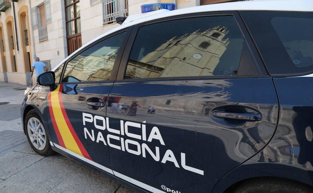 Detenido en Palencia al acceder al piso de su expareja tras romper la puerta
