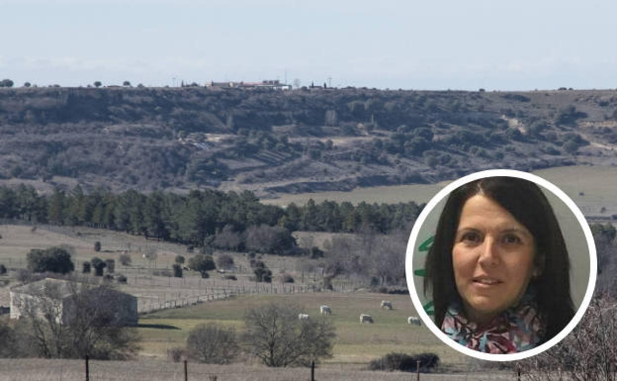 En el círculo, la alcaldesa de Espirdo, María Cuesta, sobre una imagen del paraje donde se escaparon las reses bravas. 