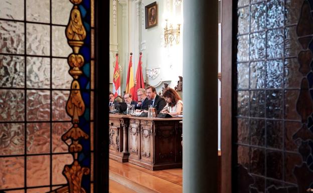 Guiño de Puente a Fernández Antolín, ex de Cs: «Estaría encantado de contar con él»