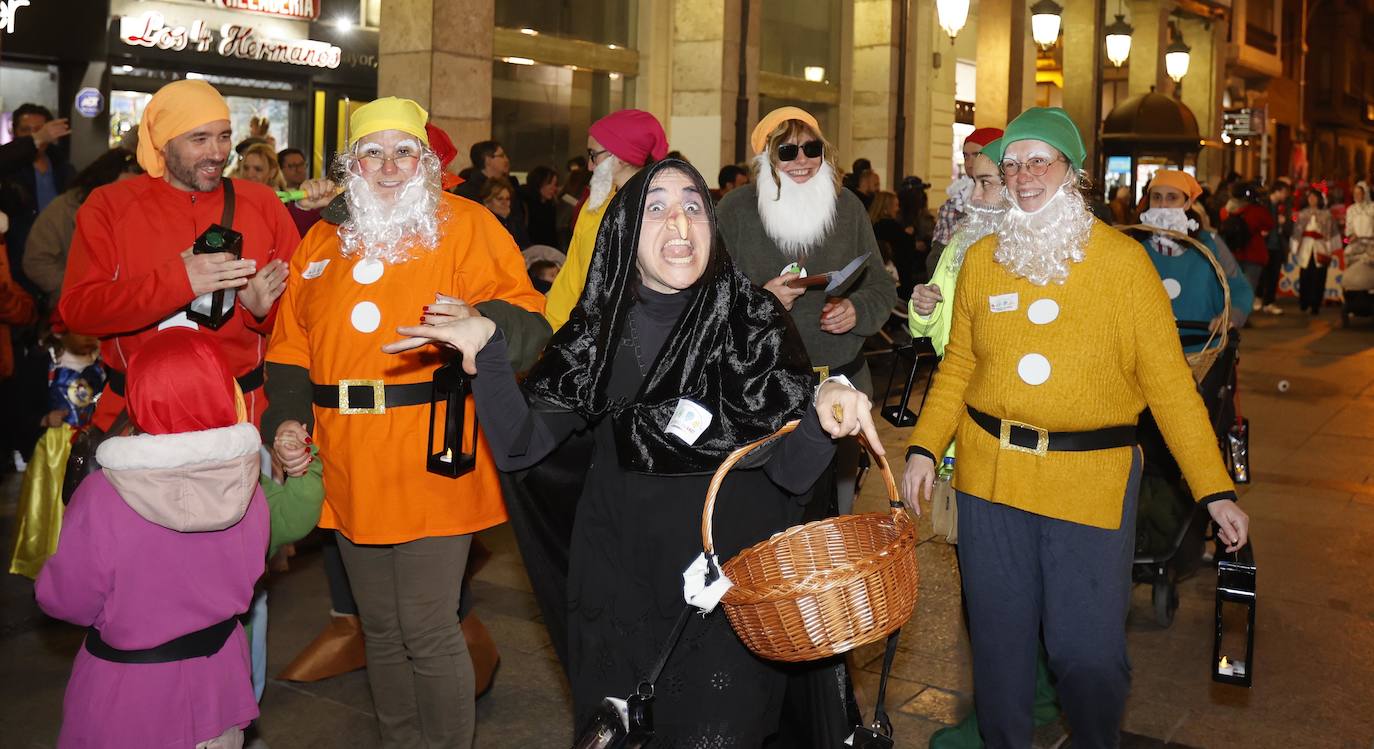 Fotos: El desfile del carnaval de Palencia, al detalle (I)