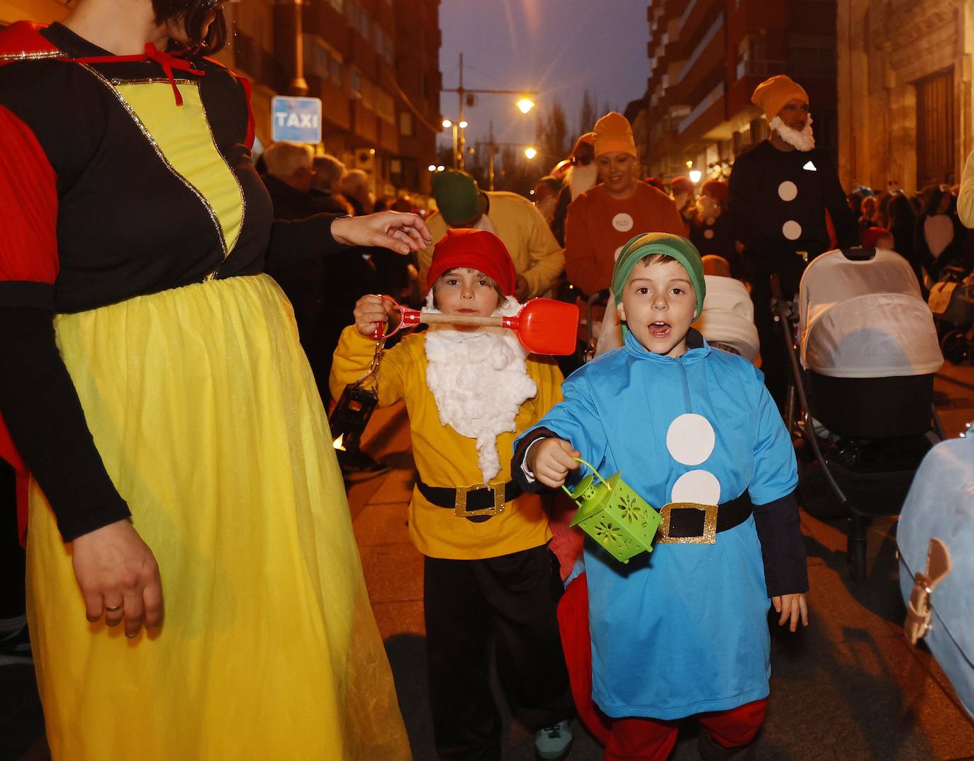 Fotos: El desfile del carnaval de Palencia, al detalle (I)