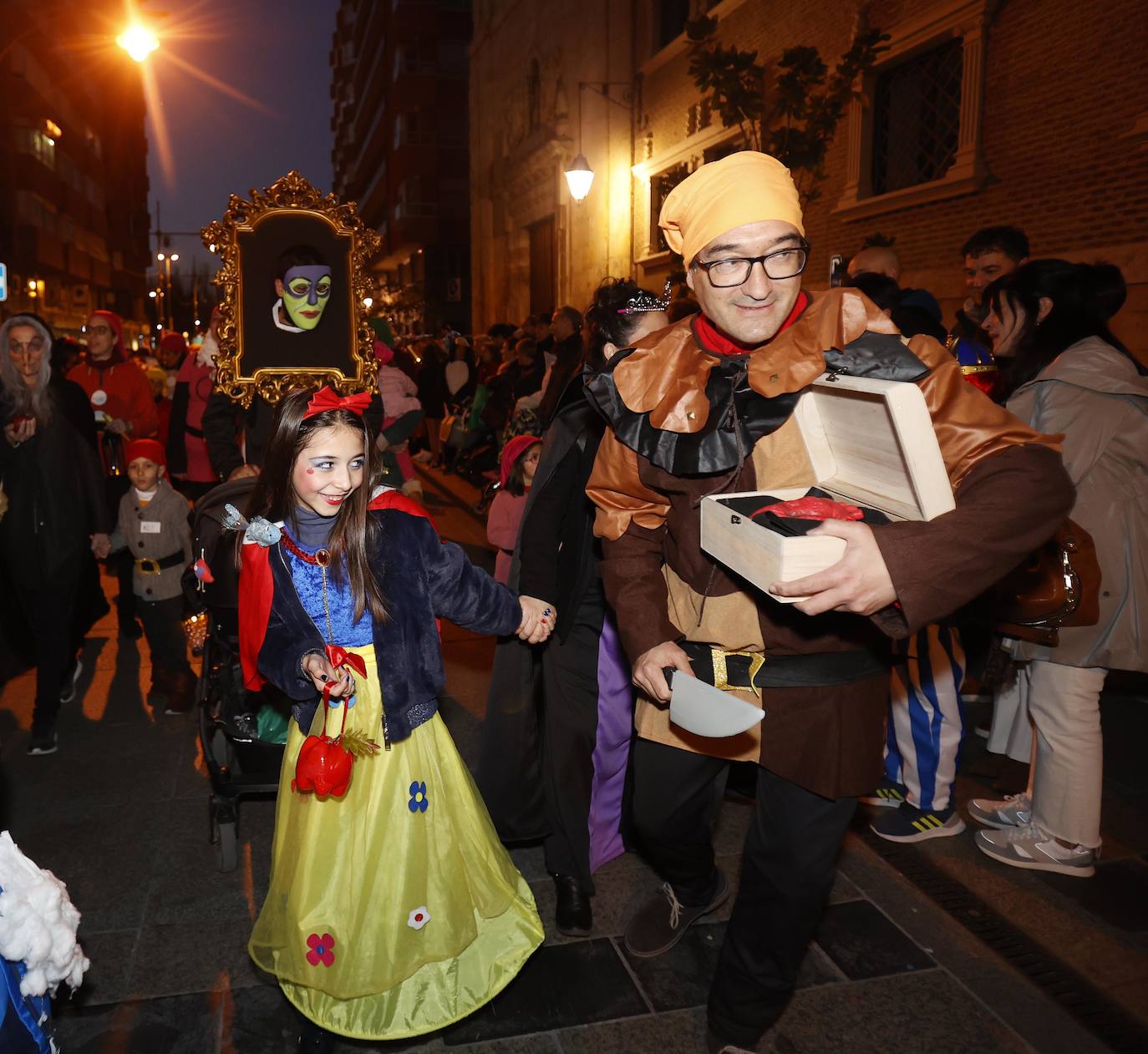 Fotos: El desfile del carnaval de Palencia, al detalle (I)