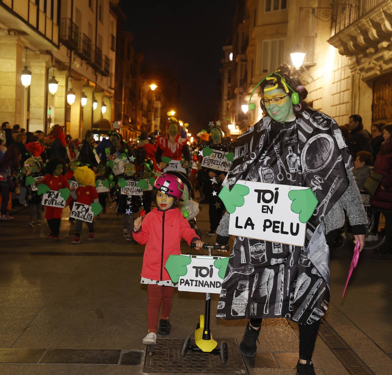 Fotos: El desfile del carnaval de Palencia, al detalle (I)