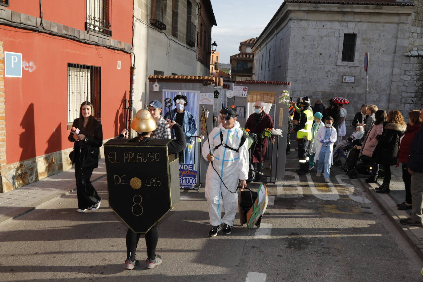 Un momento del desfile de carnaval en Tudela de Duero. 