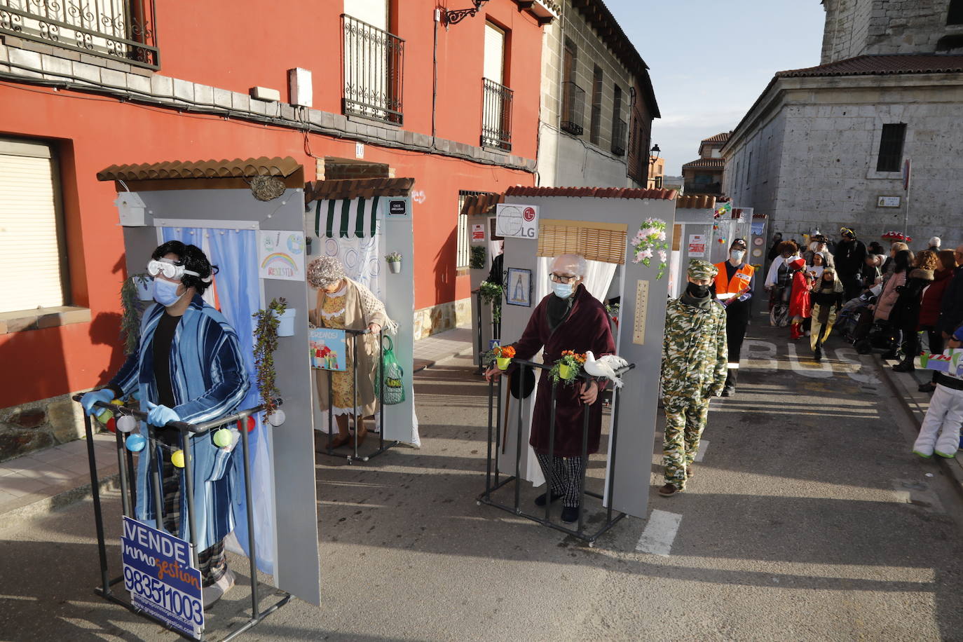 Un momento del desfile de carnaval en Tudela de Duero. 