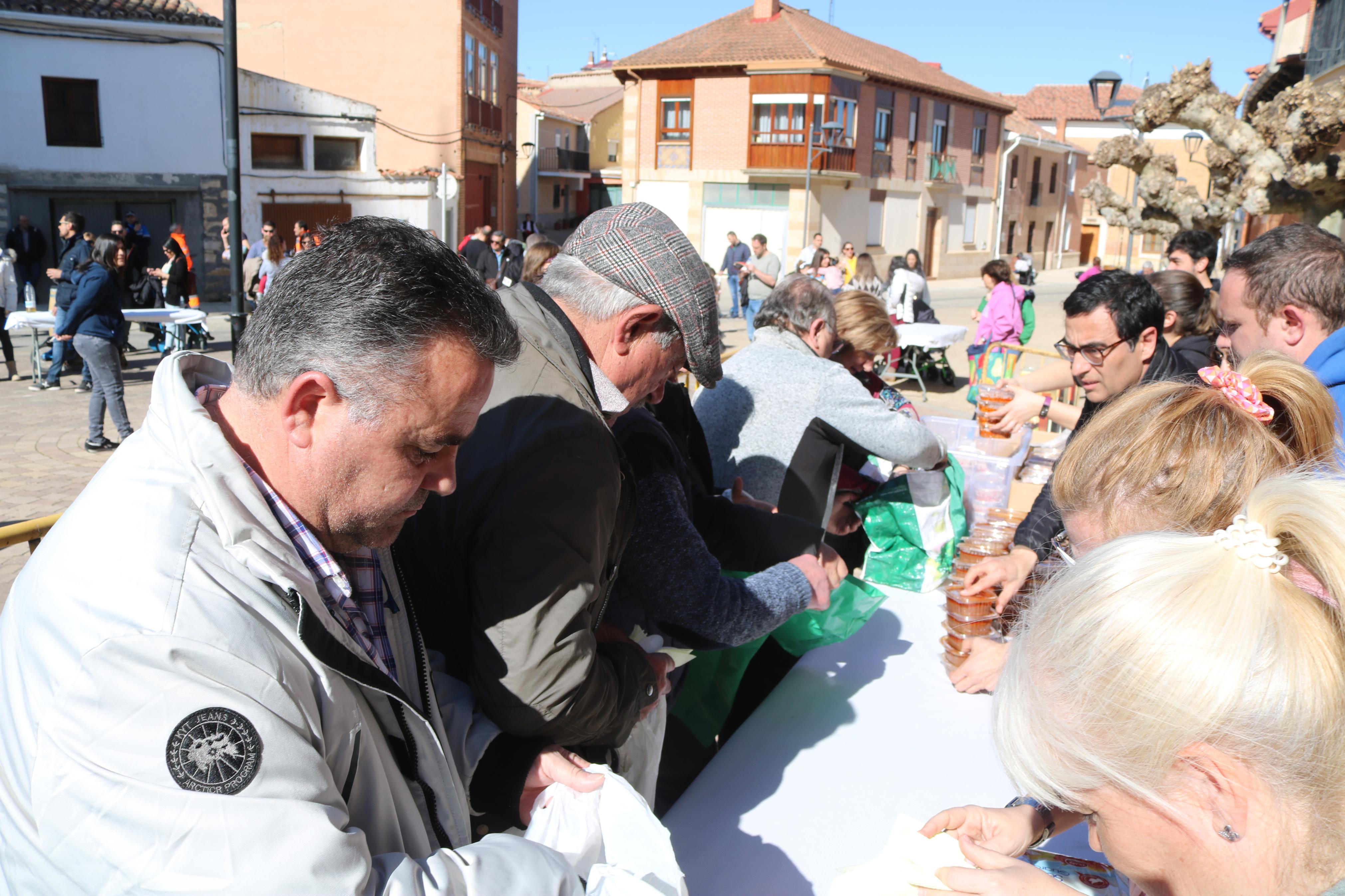 Villamuriel de Cerrato vivió una jornada festiva con música, danzas y gastronomía