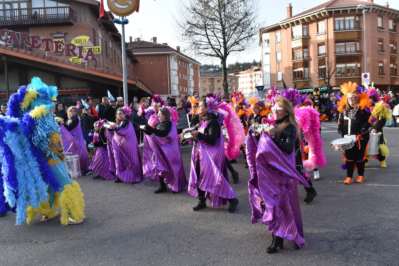 Fotos: Los niños, protagonistas del carnaval de Aguilar este domingo