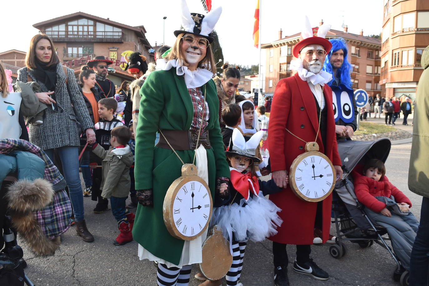 Fotos: Los niños, protagonistas del carnaval de Aguilar este domingo