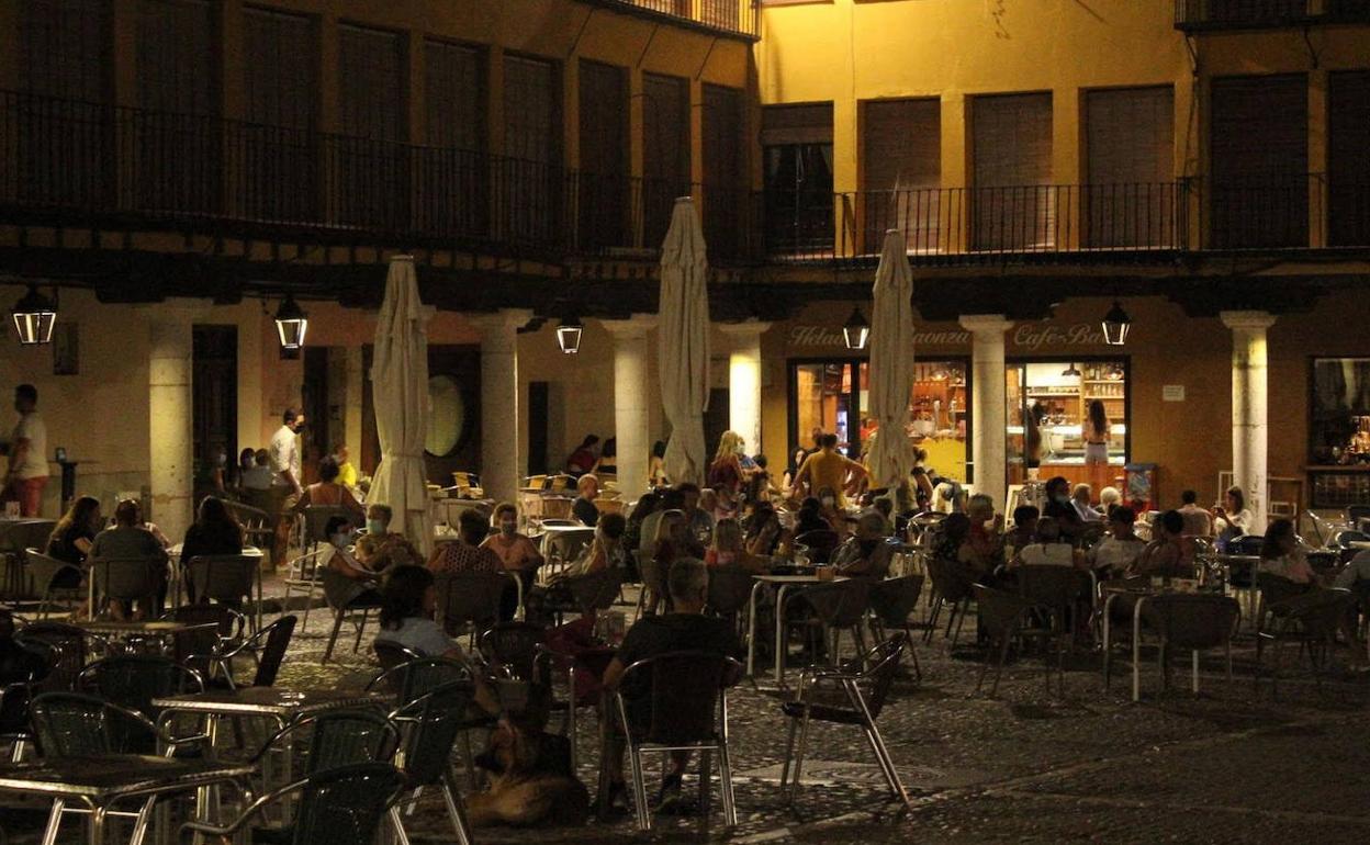 Plaza Mayor del pueblo más conocido de la provincia de Valladolid. 