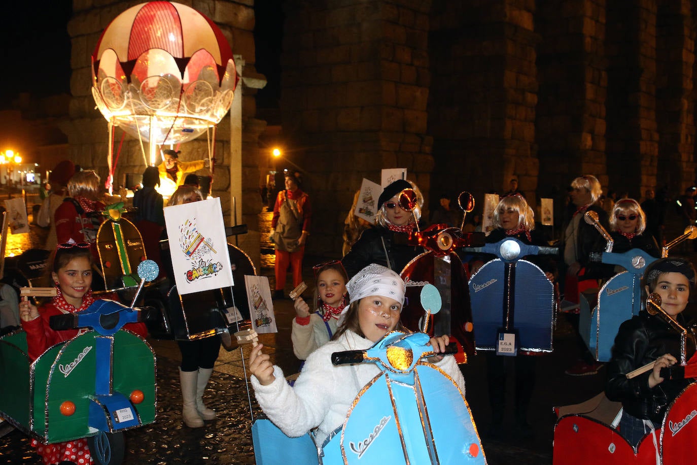 Desfile del Martes de Carnaval en Segovia. ANTONIO DE TORRE