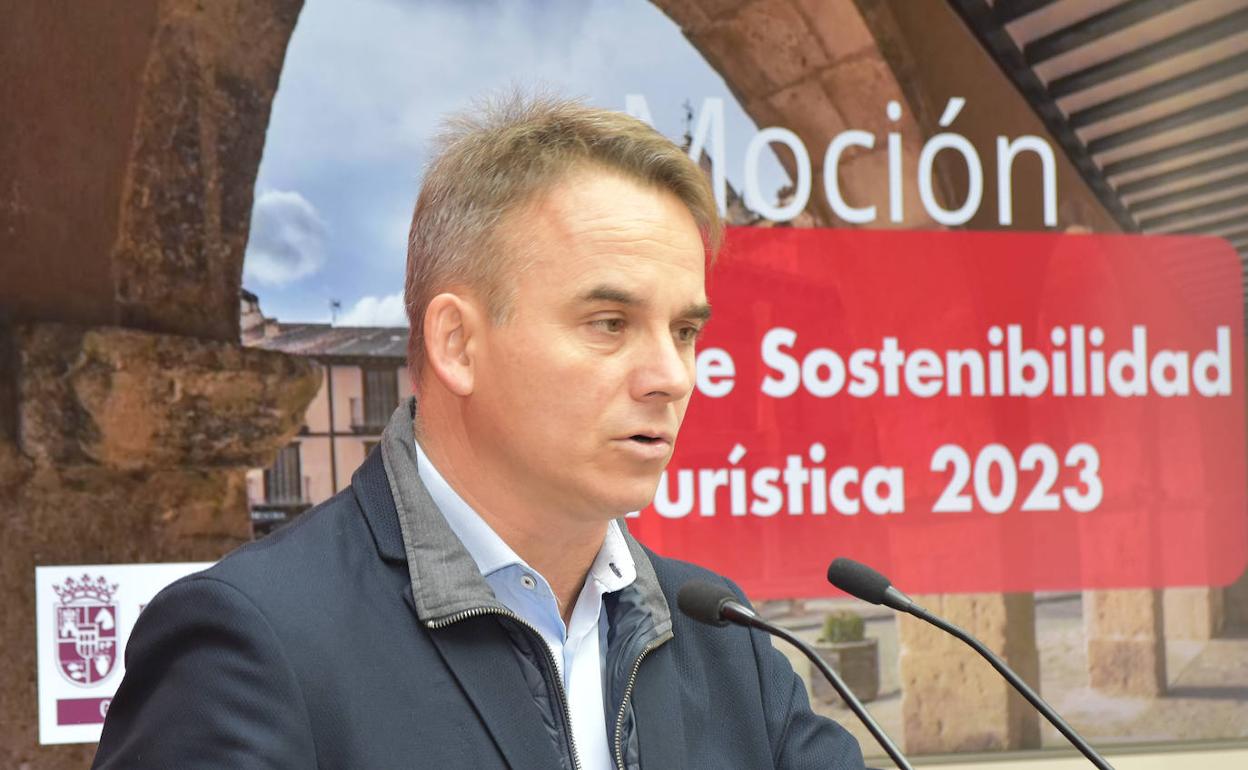 Máximo San Macario, portavoz del PSOE en la Diputación.