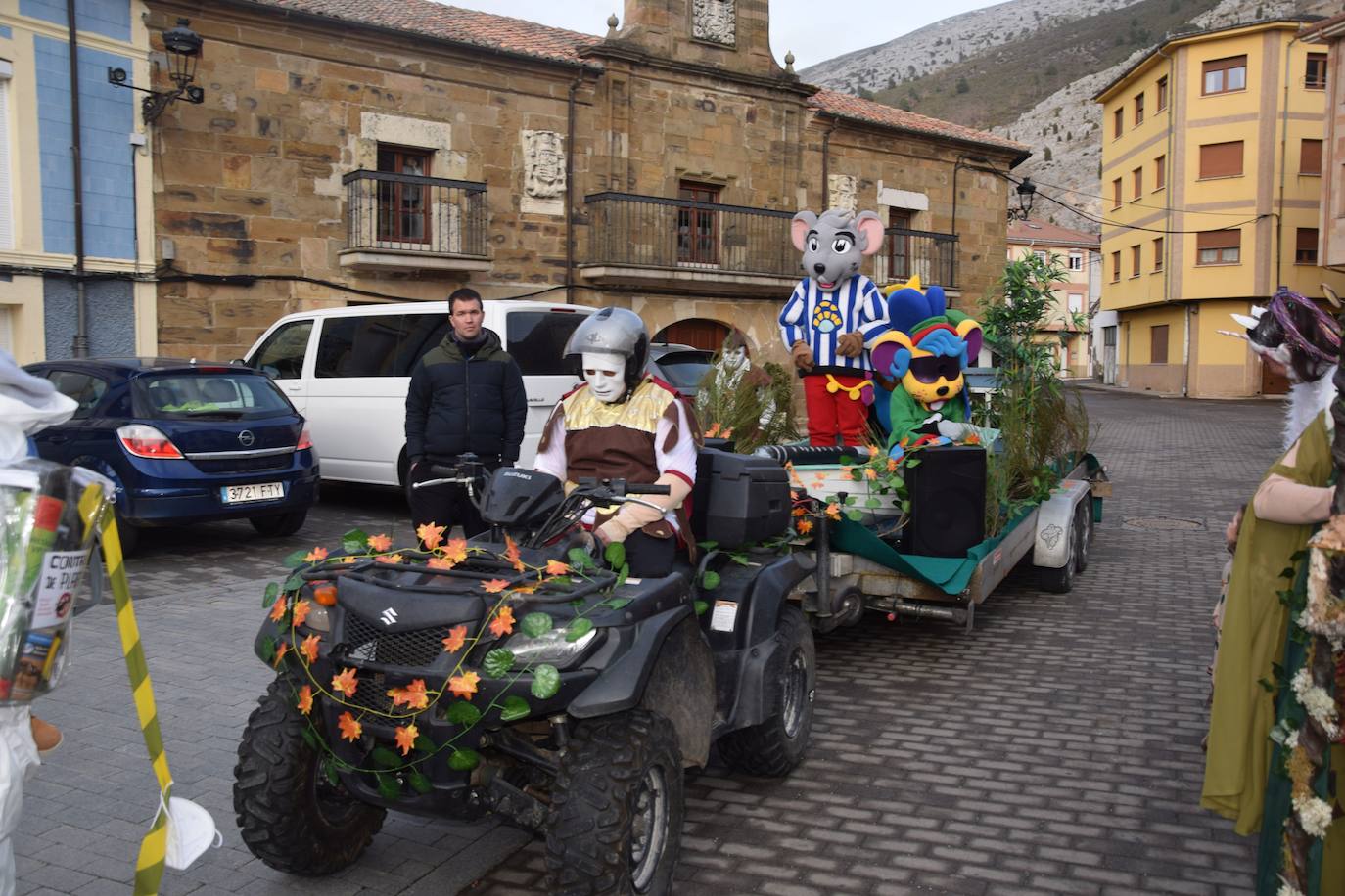 Fotos: Desfile de carnaval en Velilla del Río Carrión