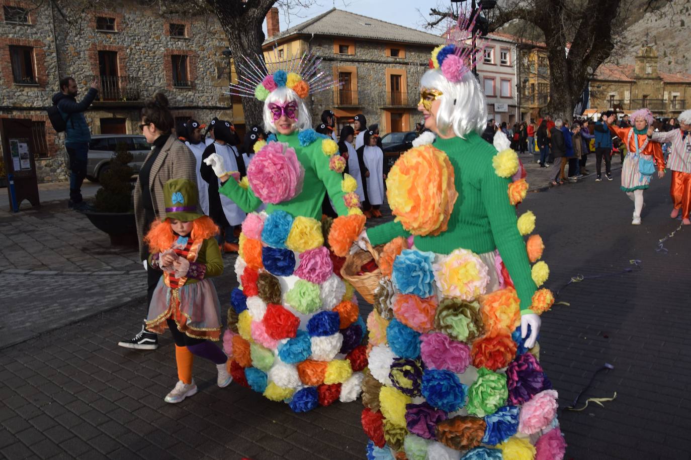 Fotos: Desfile de carnaval en Velilla del Río Carrión