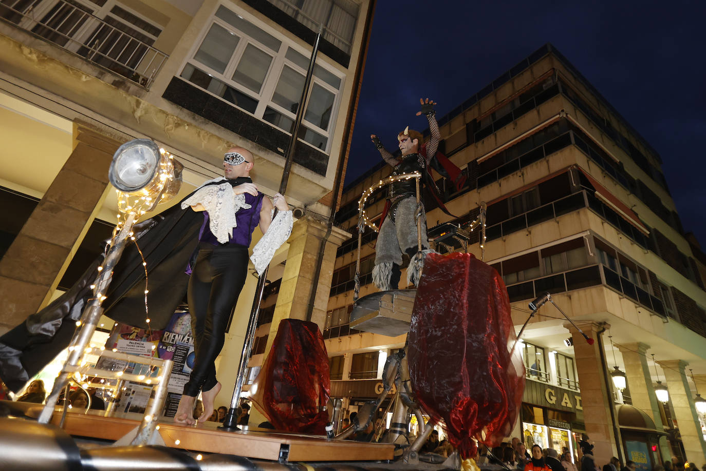 Fotos: Palencia despide a Don Carnal y da la bienvenida a Doña Cuaresma