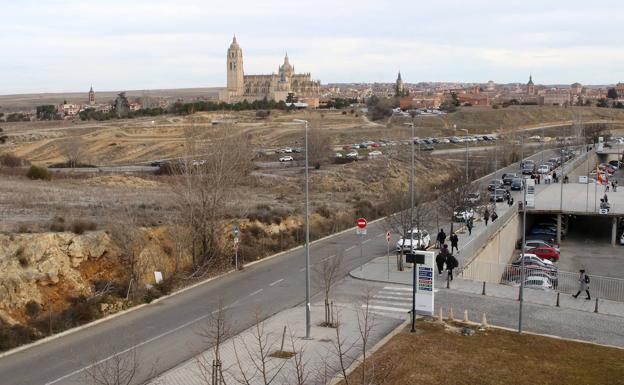 La Junta quiere empezar las obras de ampliación del Hospital tras el verano