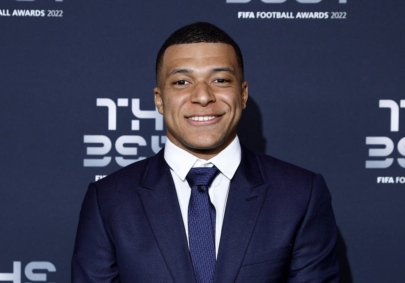 Kylian Mbappé, delantero del PSG, a su llegada a la gala, en la que estaba nominado en el apartado de mejor futbolista.