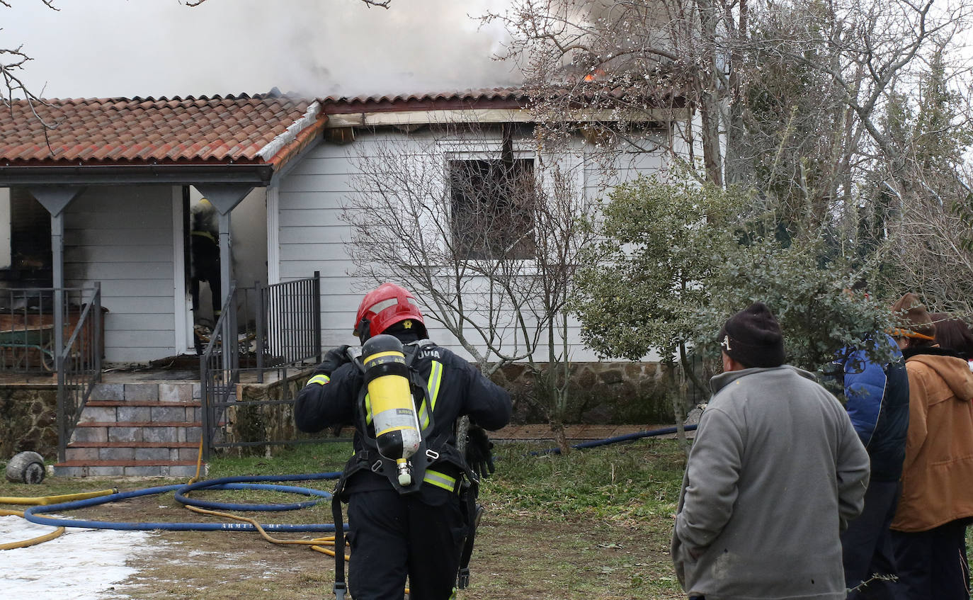 Incendio de una vivienda en Gallegos. 