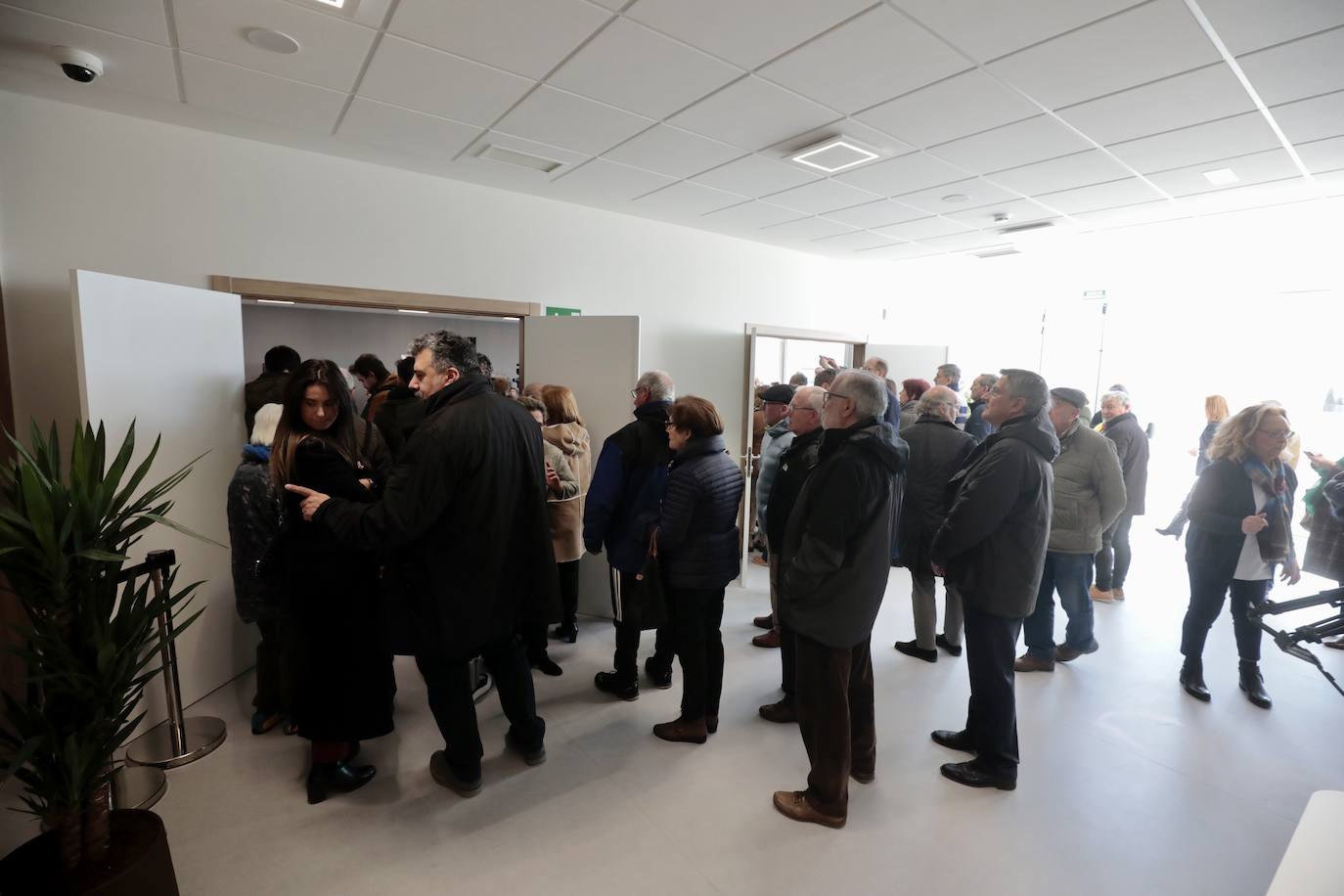 Fotos: El Ayuntamiento inaugura en Parquesol el primer Centro de Vida Activa en Valladolid