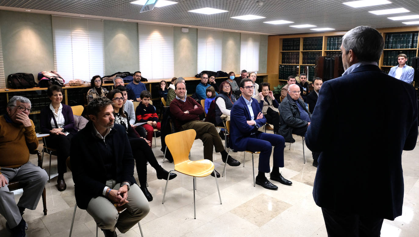 Fotos: Entrega de premios de la XII edición del Concurso de Relatos y Fotografías de Renault