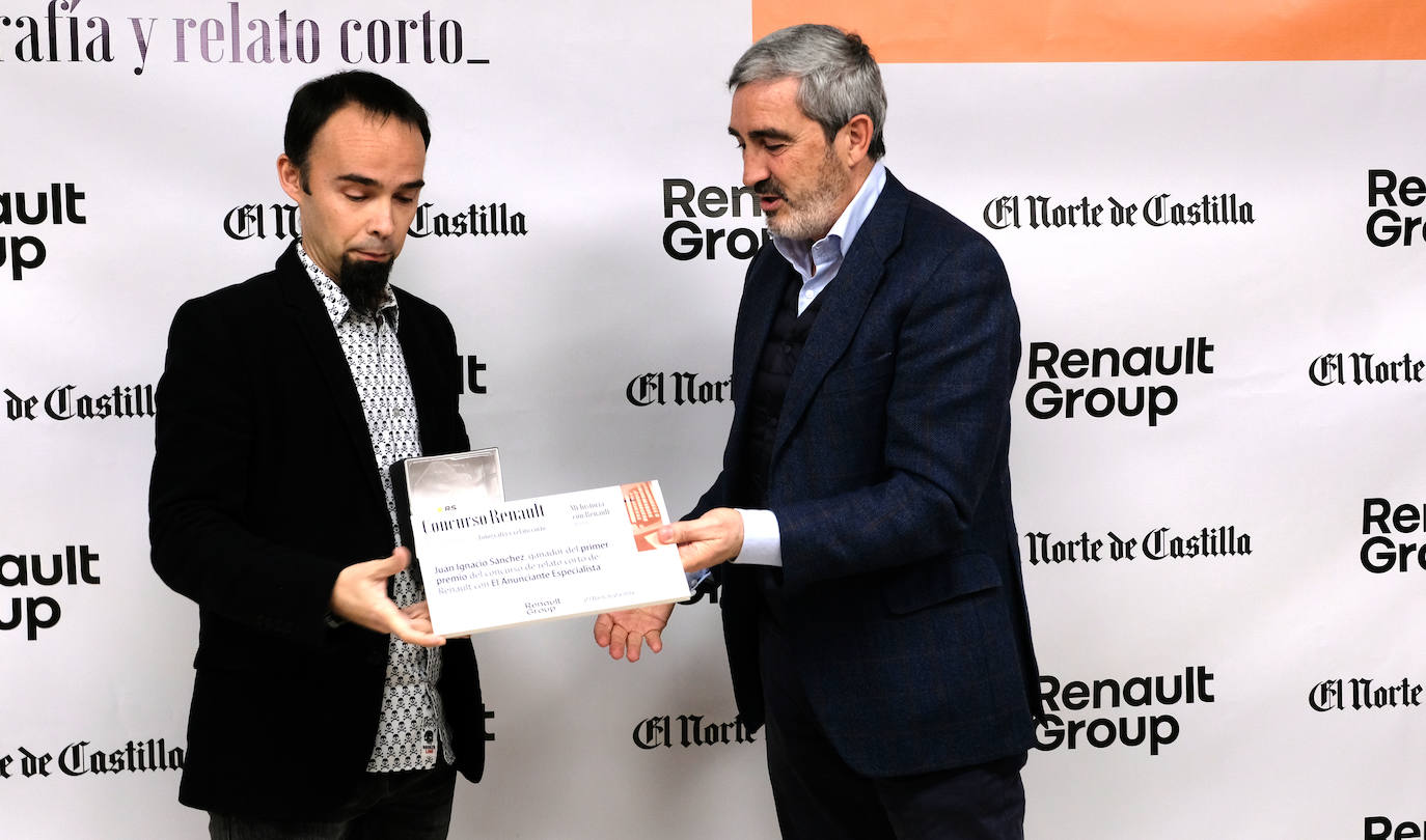 Fotos: Entrega de premios de la XII edición del Concurso de Relatos y Fotografías de Renault