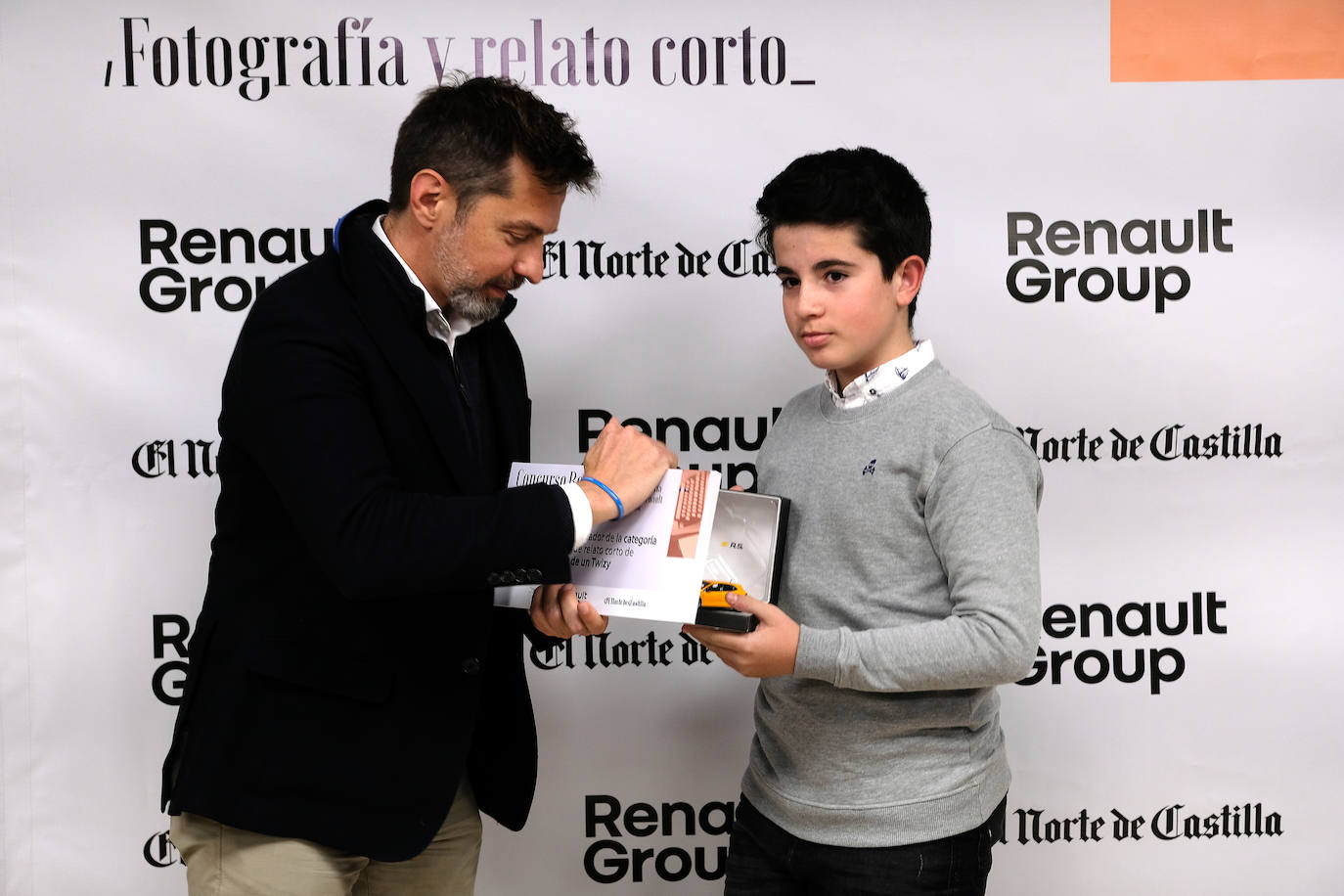 Fotos: Entrega de premios de la XII edición del Concurso de Relatos y Fotografías de Renault