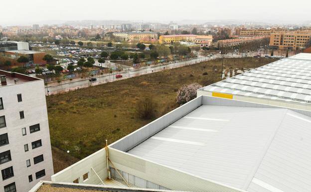 Parcela en la que se construirá el Centro de Atención a Refugiados. 