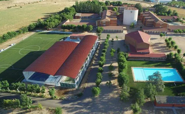 Vista aérea del colegio Dominicos. 