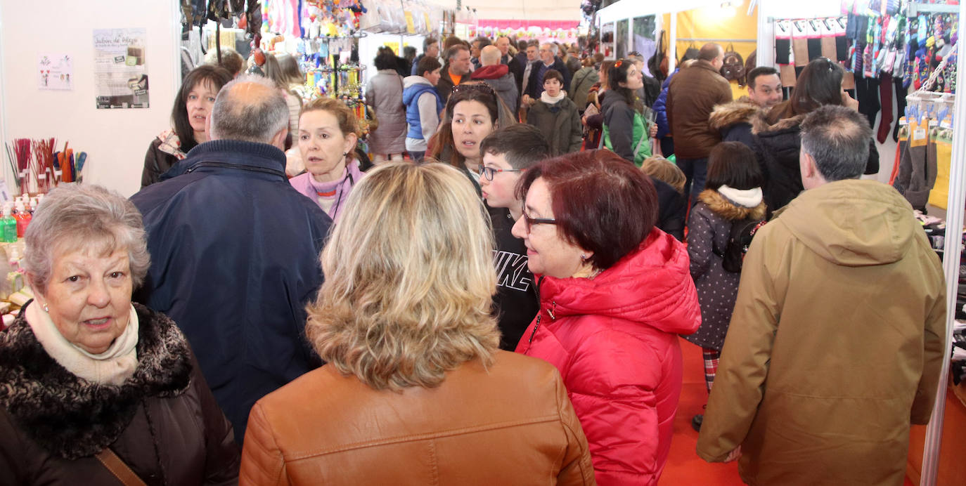 Feria del Ángel en Fuentepelayo. MÓNICA RICO