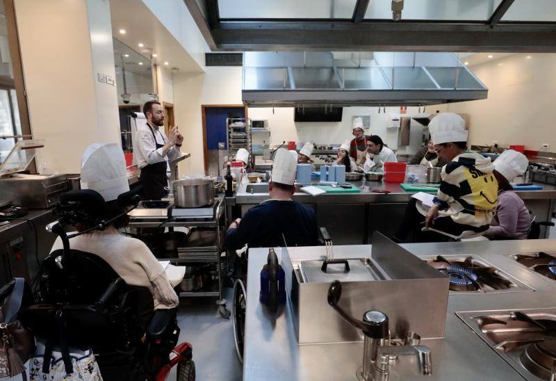 Fotos: Varias asociaciones de Castilla y León imparten cursos de cocina en Valladolid