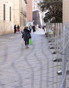 Imagen secundaria 2 - La caída de cascotes obliga a restaurar toda la fachada del Museo de Escultura