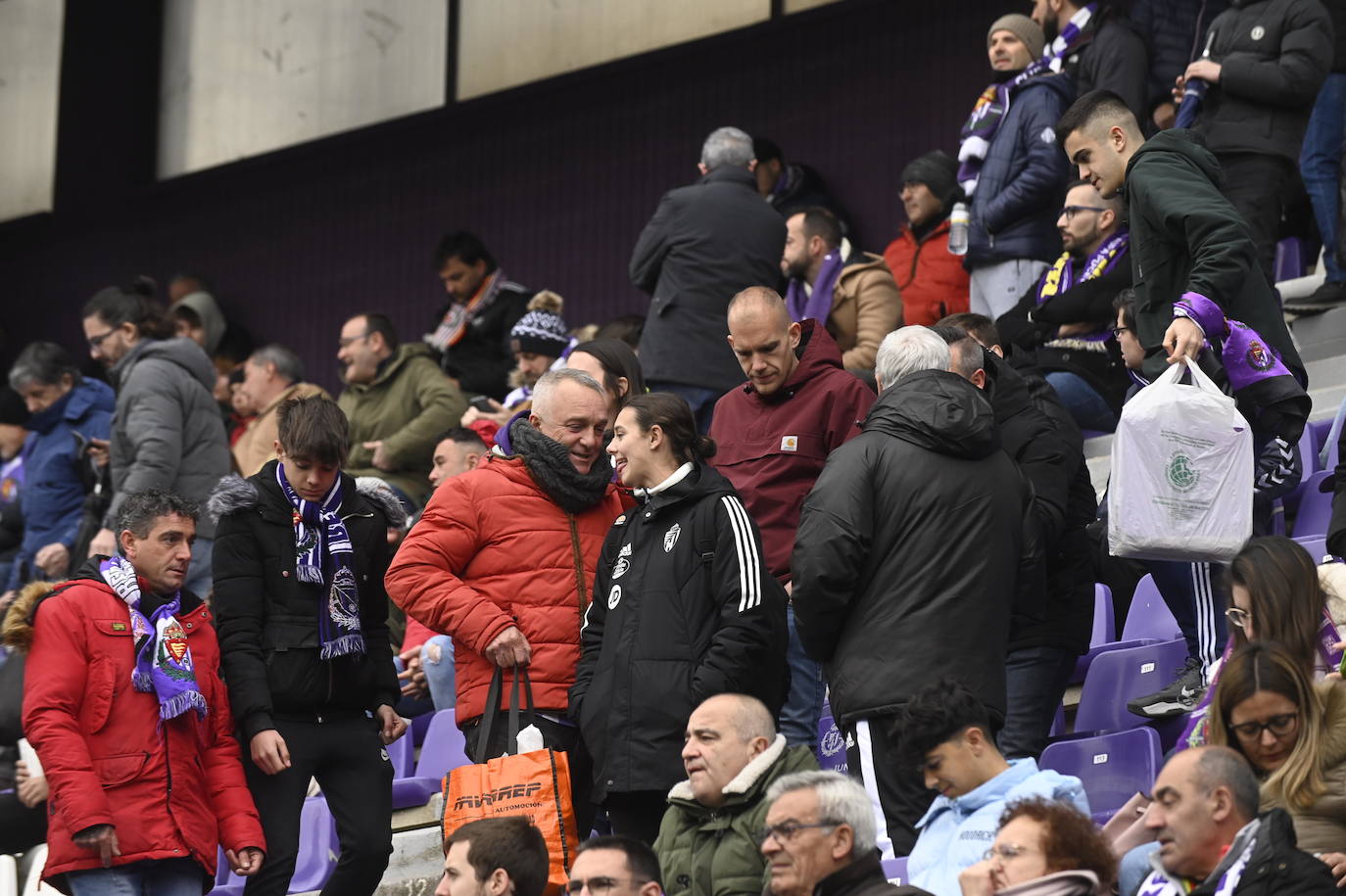 Fotos: Búscate en la grada del José Zorrilla (3/5)