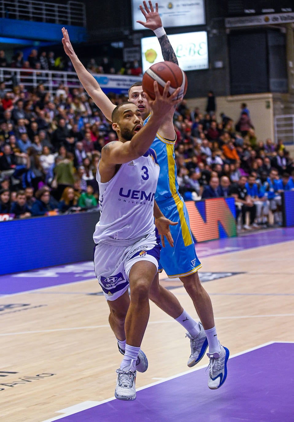 Fotos: Real Valladolid de baloncesto 81 - 75 Estudiantes