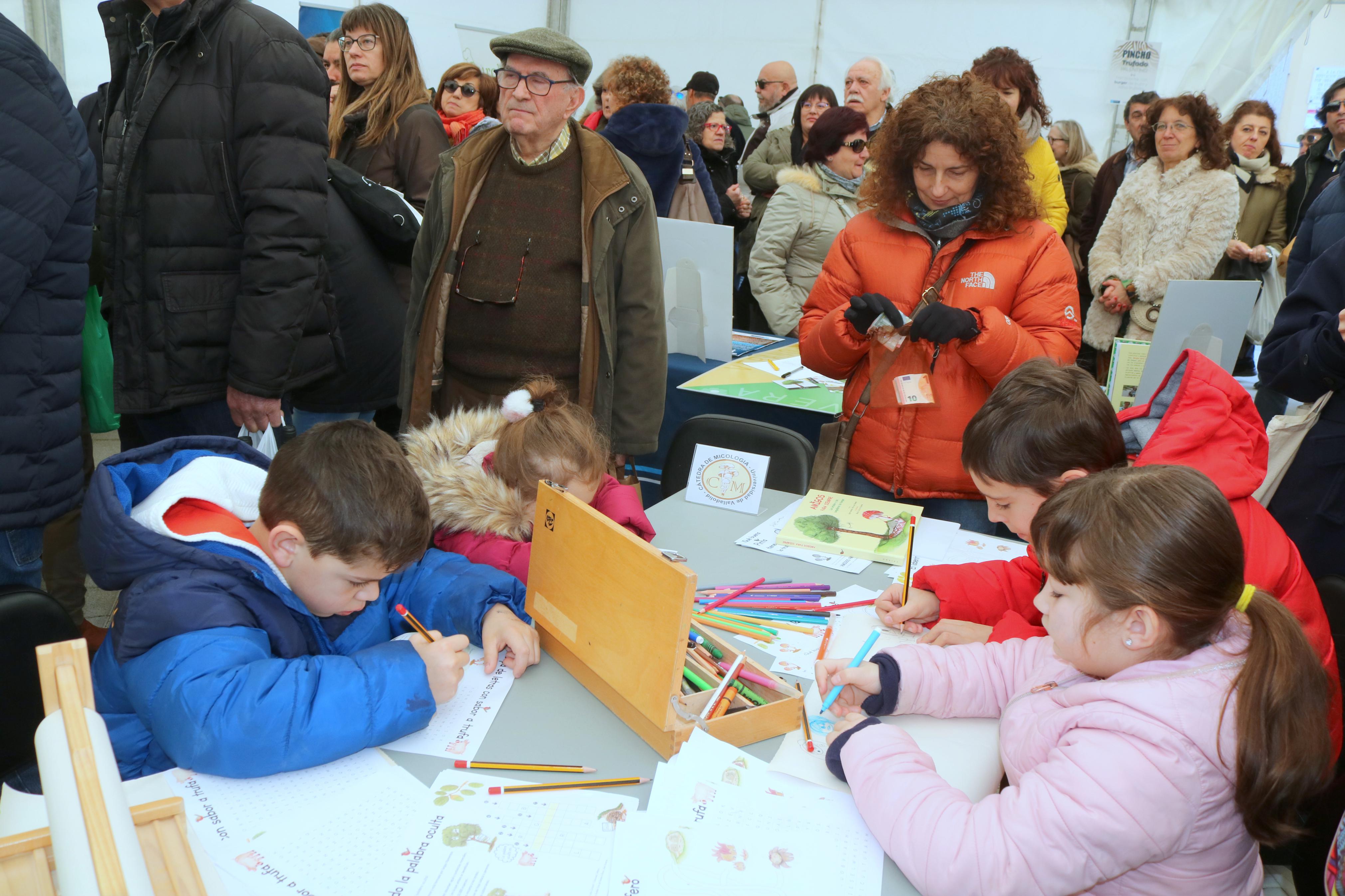 Baltanás se convirtió en la capital de la trufa con una exitosa feria