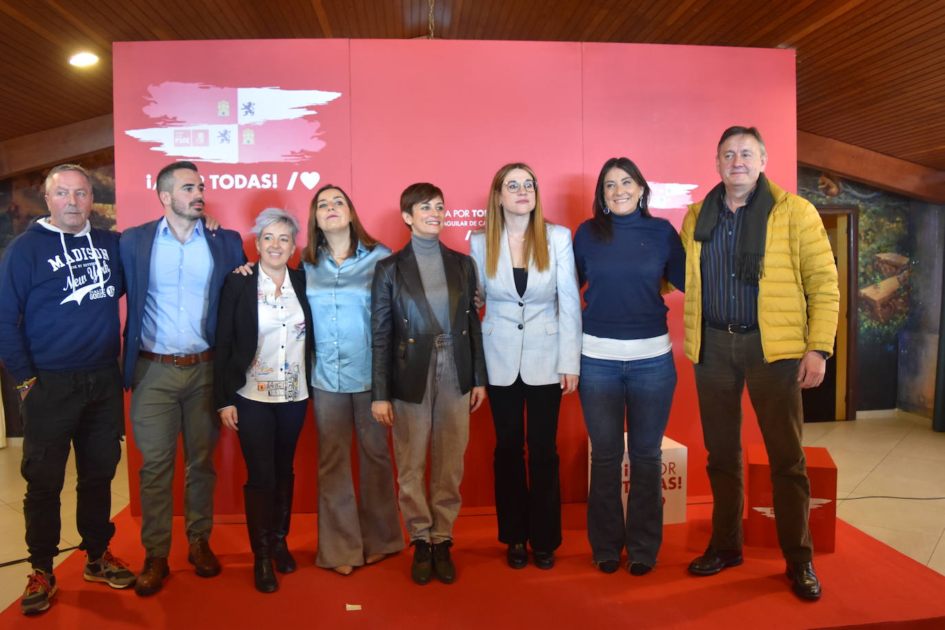 Fotos: La ministra Isabel Rodríguez apoya a los candidatos del norte de Palencia