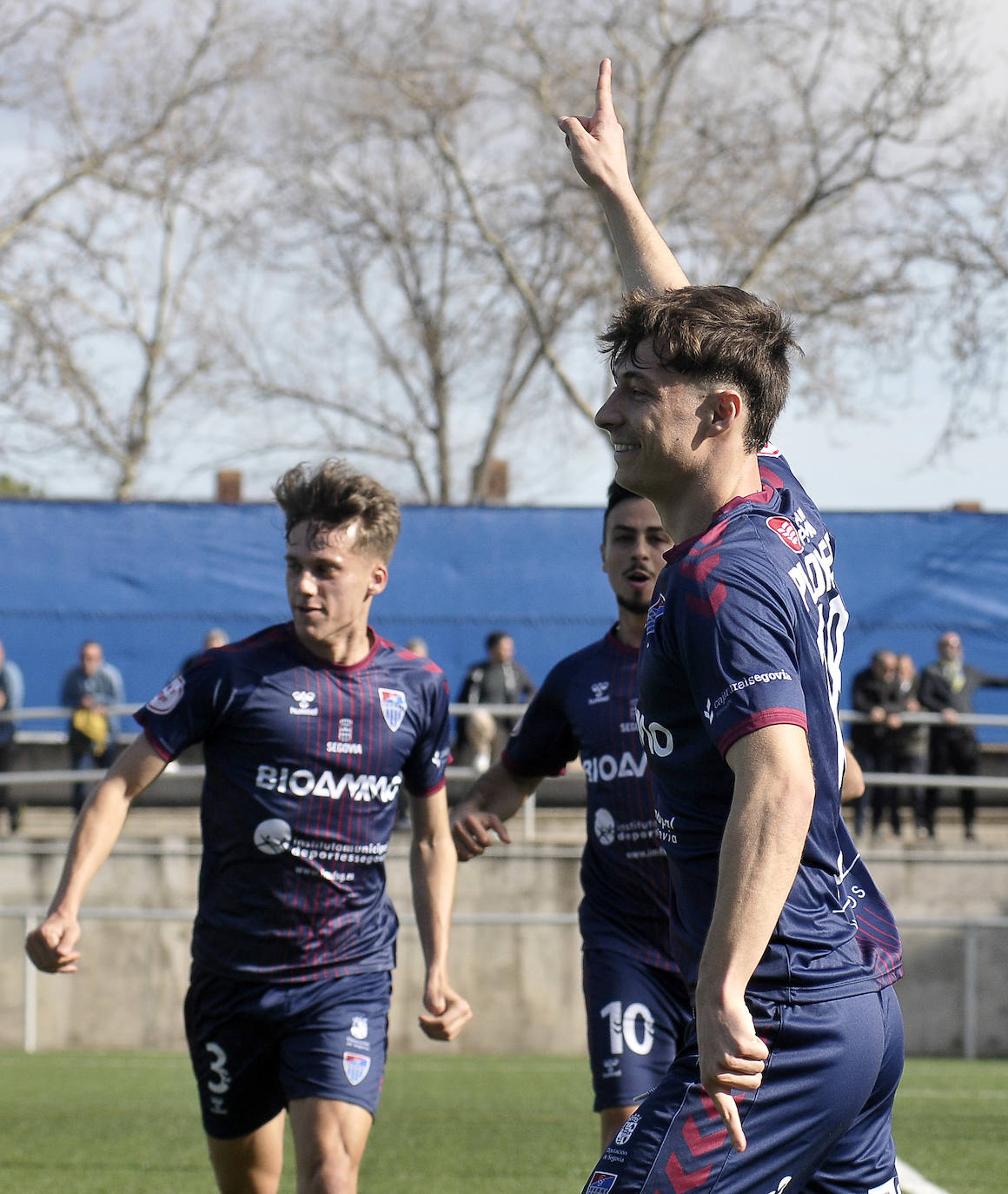 Partido entre el Alcorcón B y la Gimnástica Segoviana.