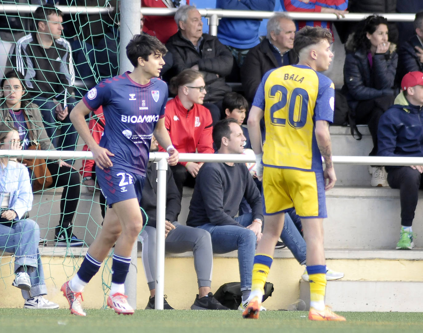 Partido entre el Alcorcón B y la Gimnástica Segoviana.