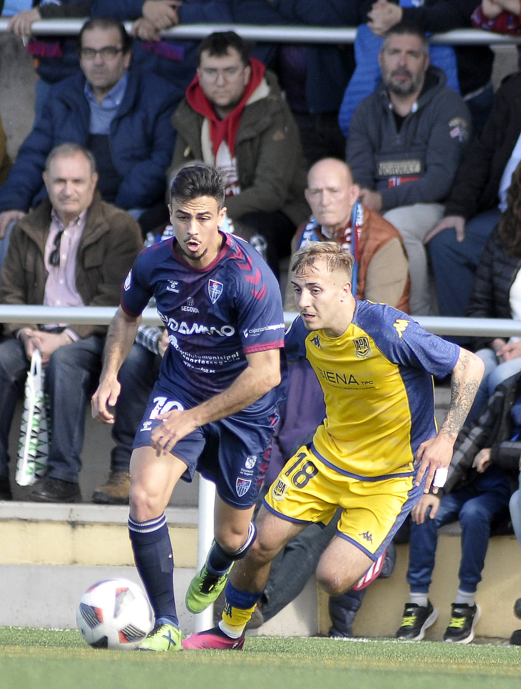 Partido entre el Alcorcón B y la Gimnástica Segoviana.