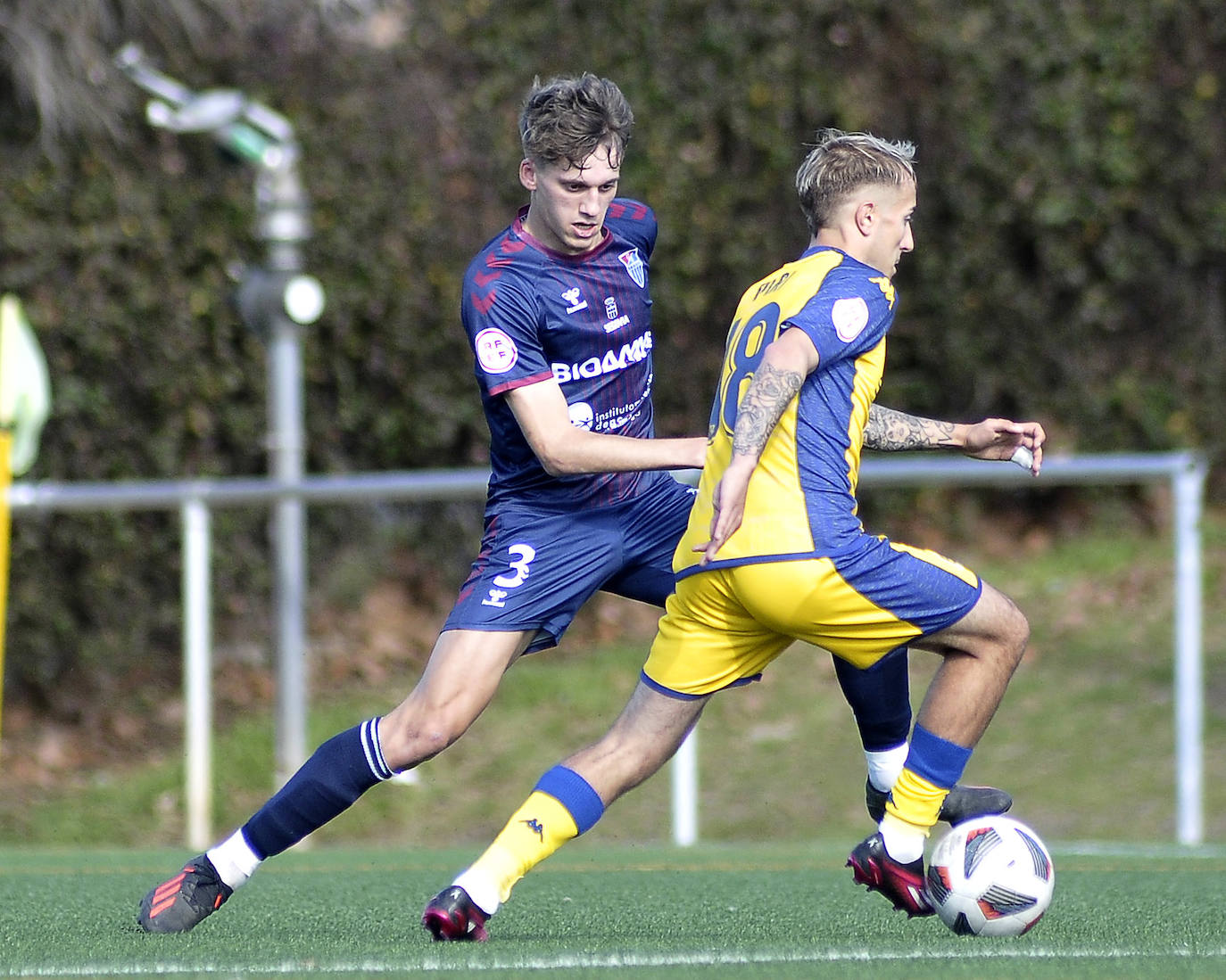 Partido entre el Alcorcón B y la Gimnástica Segoviana.