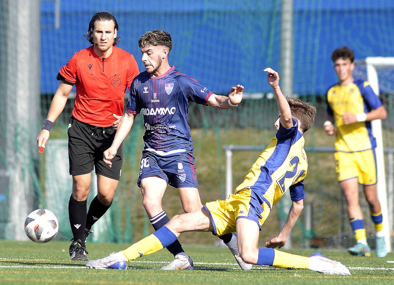 Partido entre el Alcorcón B y la Gimnástica Segoviana.