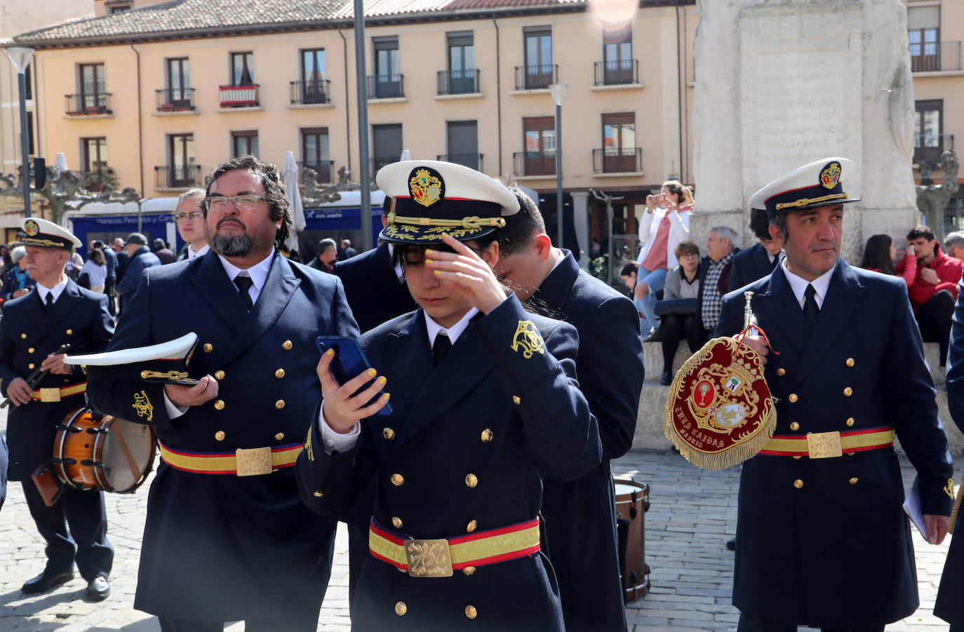 Fotos: La Semana Santa ya suena en la Plaza Mayor de Palencia